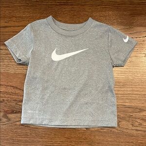 Nike Toddler DRI-FIT Tee in 2T with shorts